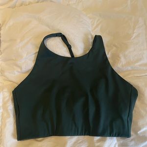 Girlfriend Collective
Topanga Sports Bra